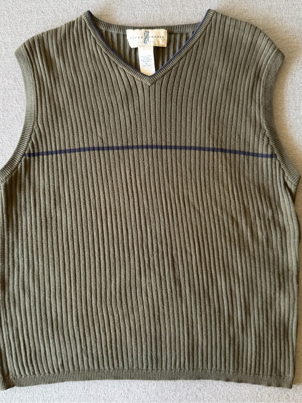 Men's Ribbed Olive V-Neck Sweater Vest with Navy Accent
